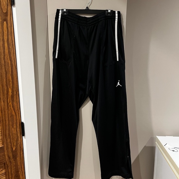 Jordan Sweatpants - Picture 1 of 5